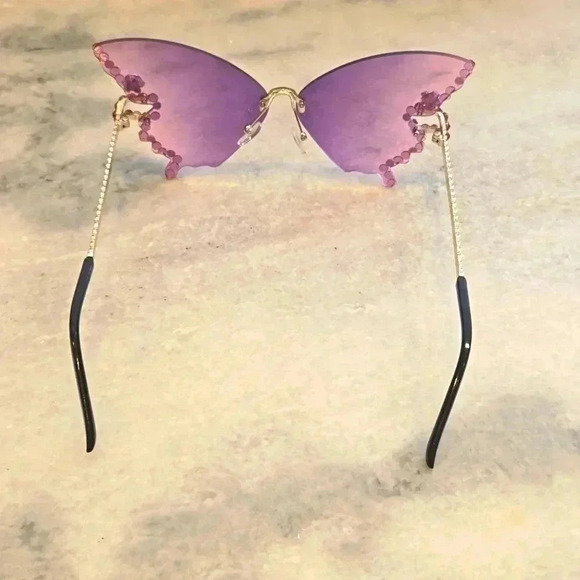 Beautiful Butterfly With A Shimmering Purple And Blue Color  Butterfly Cutout Shades – Purple Gradient & Pink Crystals